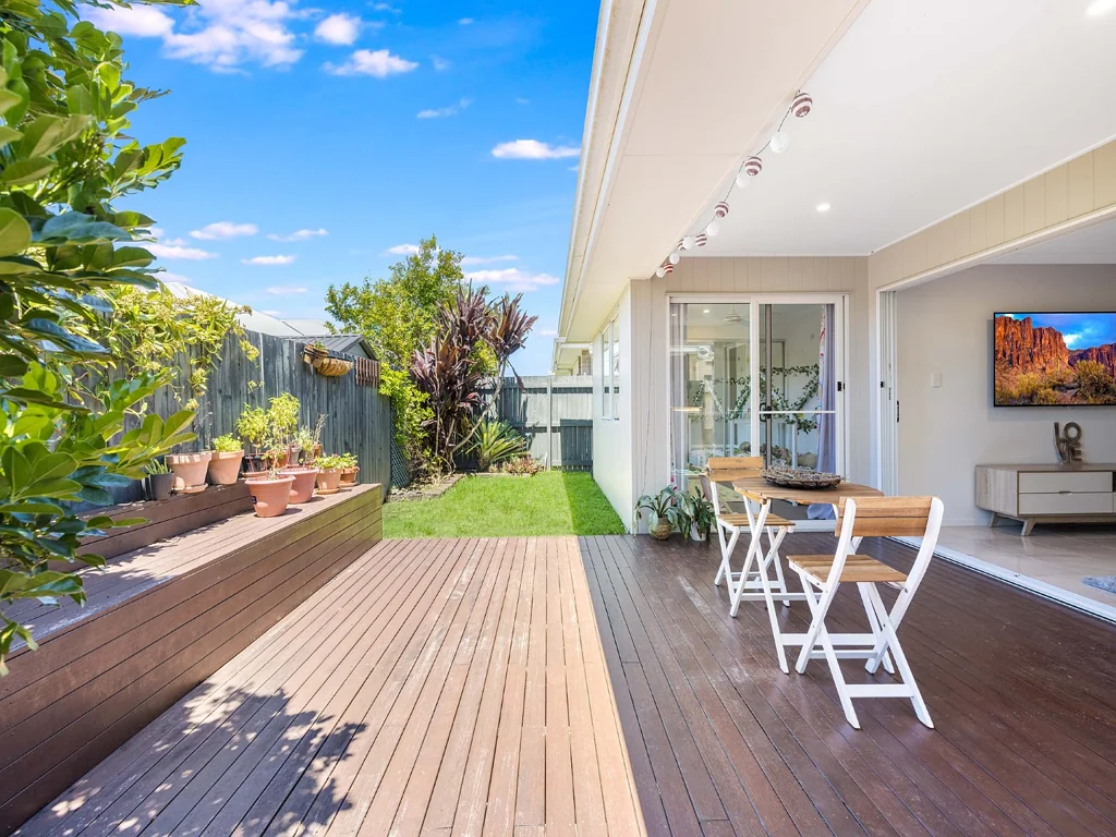 6 Ochre Crescent, Caloundra West, QLD 4551