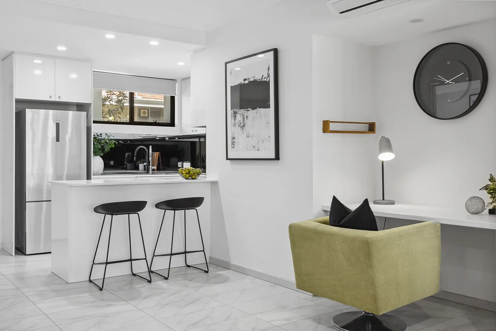 4/3 Roberta Street, Jolimont, WA 6014