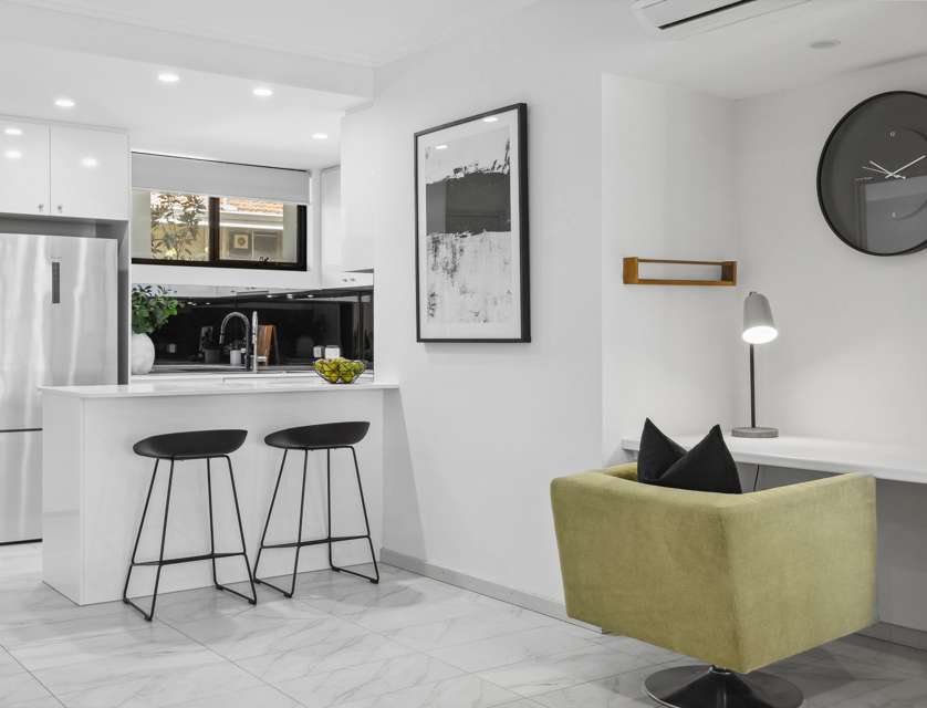 4/3 Roberta Street, Jolimont, WA 6014, 2 Bedrooms, 2 Bathrooms, Apartment