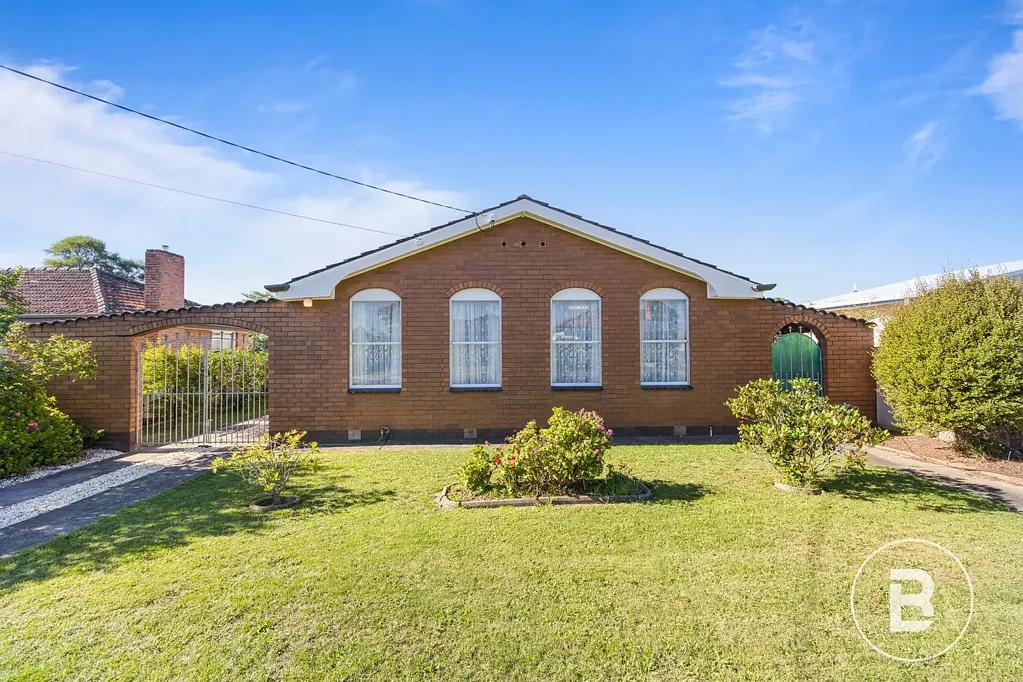16 Edgar Street, Wendouree, VIC 3355