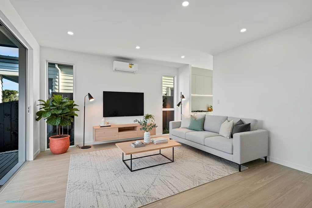 Karaka - 4 Bedrooms with 3 Bathrooms
