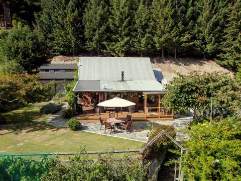 Dalefield/Wakatipu Basin 4房  Best Buy in Speargrass Flat!