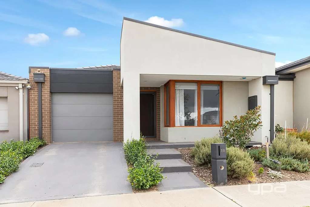 MODERN FAMILY HOME IN A PRIME LOCATION