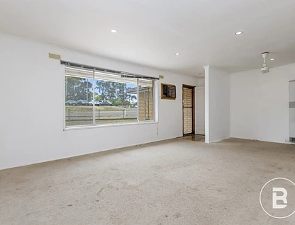 3 Short Street, Kangaroo Flat, VIC 3555, 3 ห้องนอน, 1 ห้องน้ำ, House