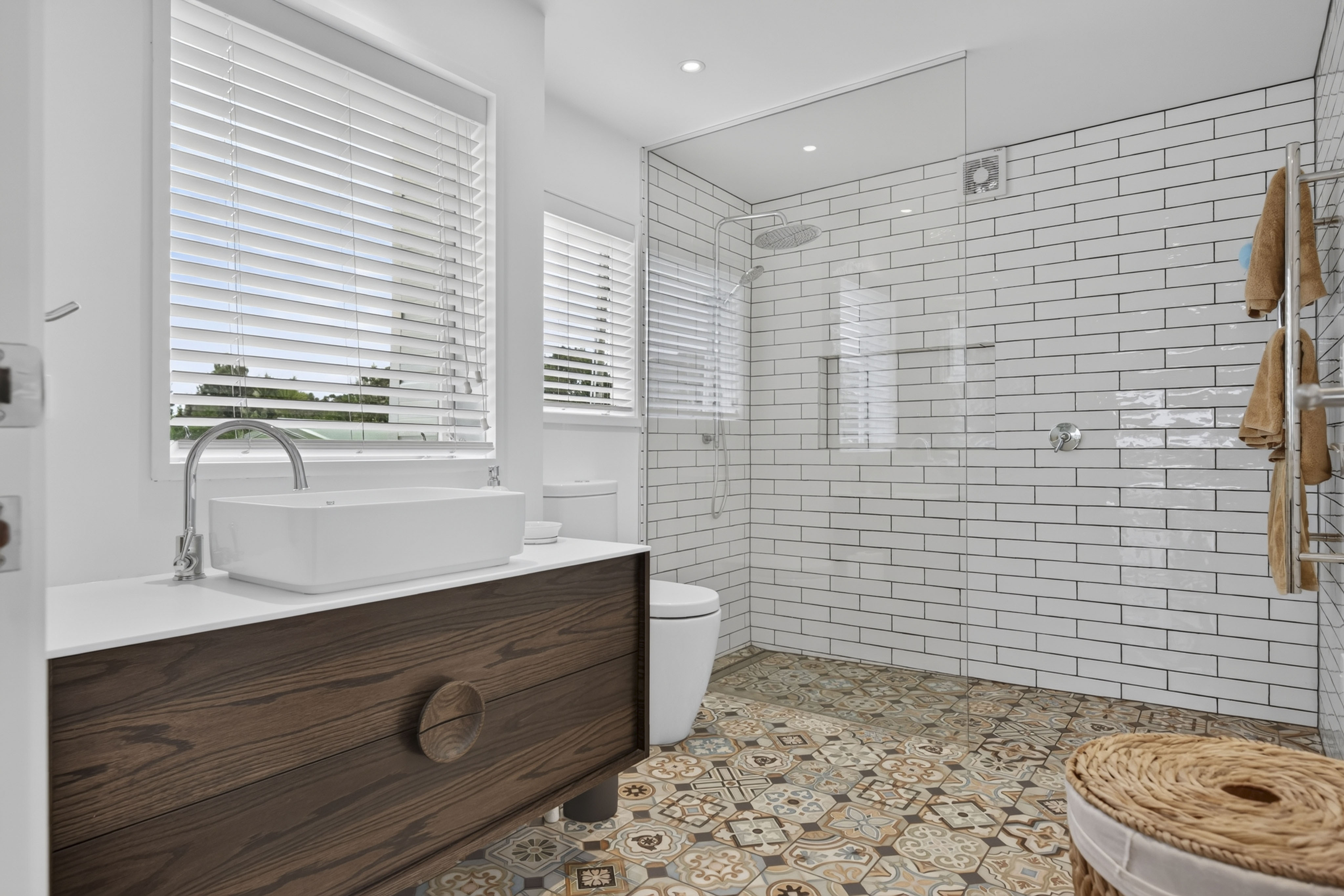 250 Centreway Road, Orewa, photo 13