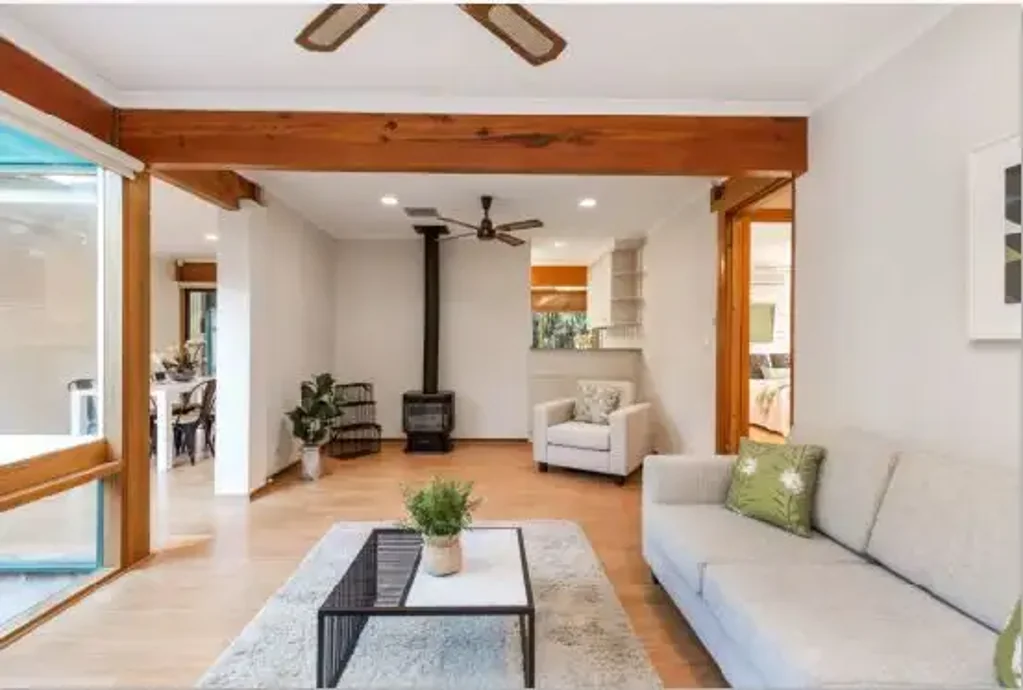 Beautifully Renovated Home of the East's Best (Only 7km from CBD)