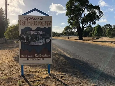 Glenorchy 1/4 acre residential land for sale 1 options to rent and buy later  in Glenorchy Victoria near Stawell Horsham Grampians Halls Gap