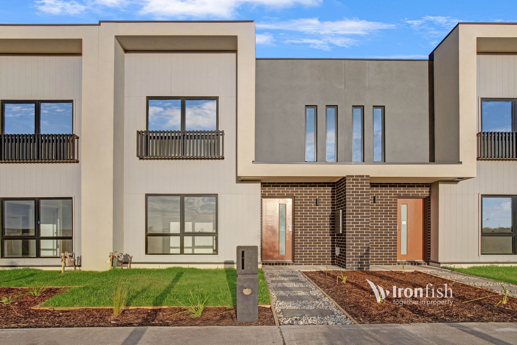 14 MAIDENHAIR WALK, CRANBOURNE WEST VIC 3977, 0 Schlafzimmer, 0 Badezimmer, Townhouse