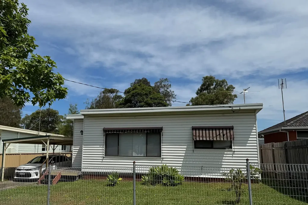 16 Coraldeen Avenue, Gorokan, NSW 2263