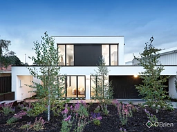 17 Widdop Crescent, Hampton East