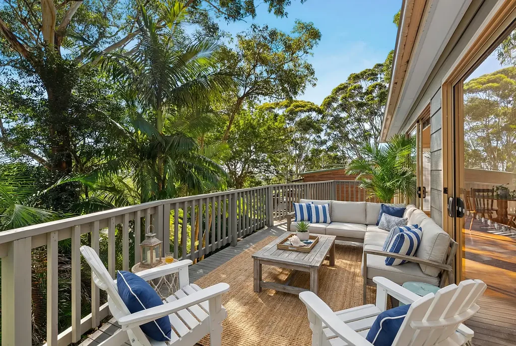 Your Coastal Escape Awaits in Beautiful Macmasters Beach