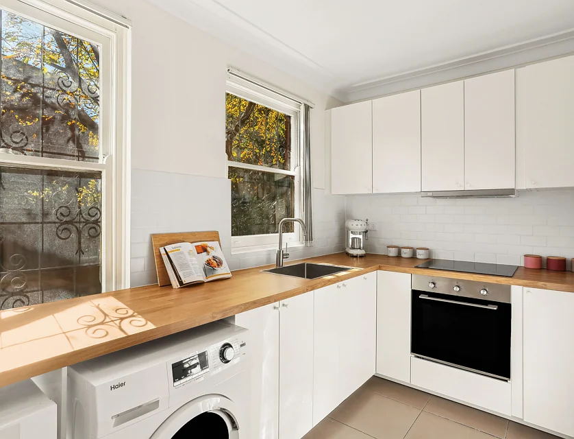 10/17-21 Russell Street, Strathfield, Inner West, 2 રૂમ, 1 બાથરૂમ, Apartment