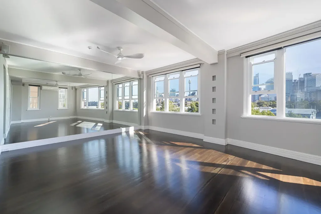 Newly updated harbourside retreat in Stanford Hall