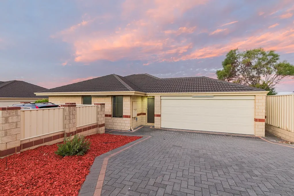 Queens Park 3બેડરૂમ Modern 3-Bedroom Villa in Quiet Cul-de-Sac - Street Front Location