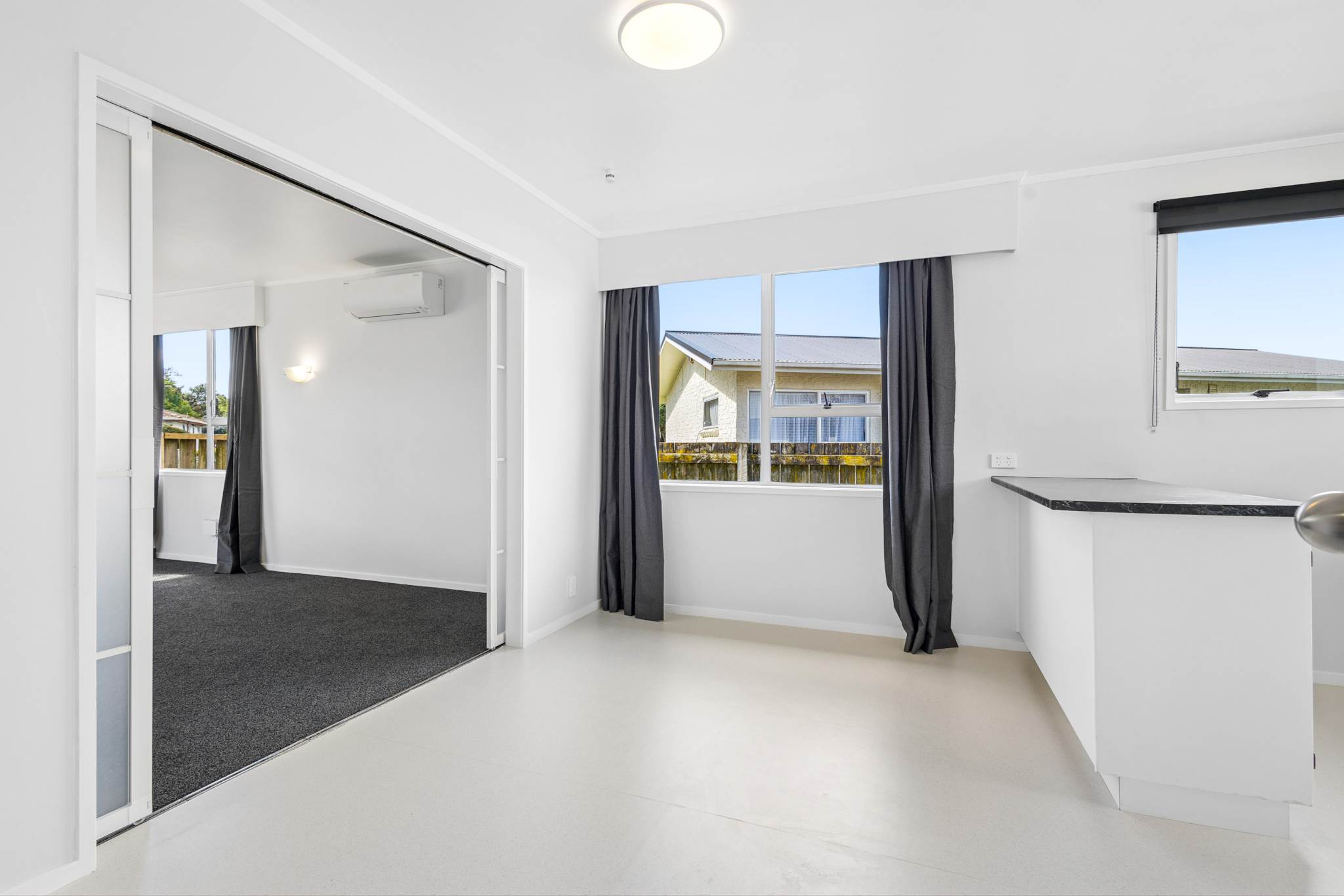 27 Neems Place, Manurewa, photo 3