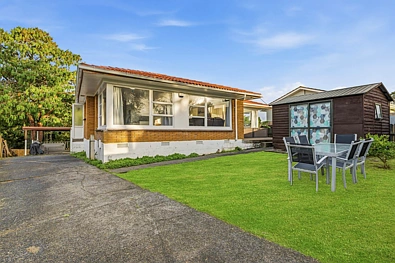 Wattle Downs 3房  Solid Construction, Exceptional Location