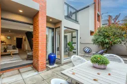 4/56 Hewitts Road, Merivale