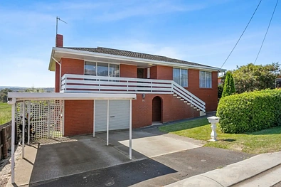 Swansea 3 Slaapkamer Updated Family Home With Options!