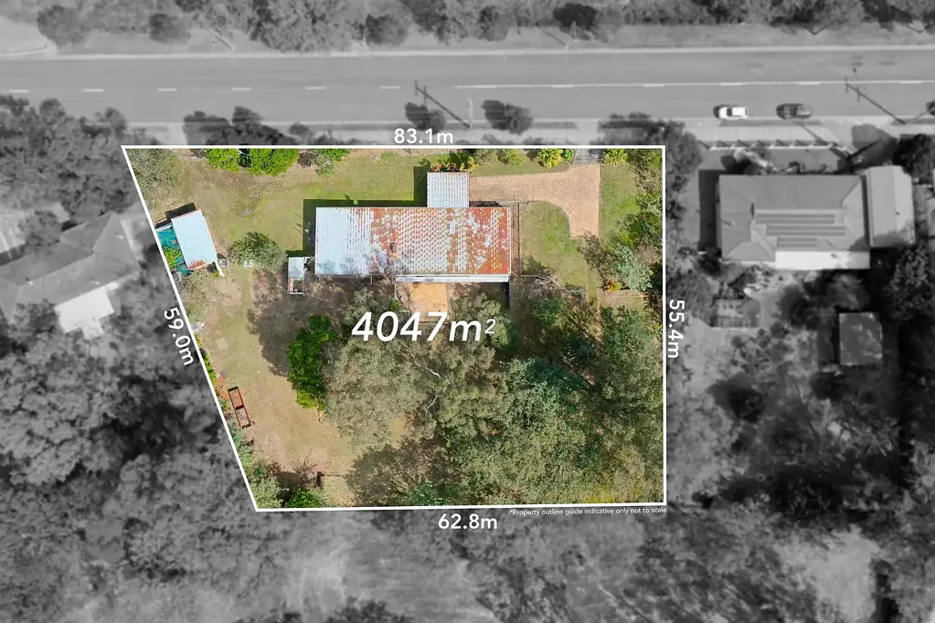 Riverview 5房 占地一英亩的五卧室家庭住宅 FIVE BEDROOM FAMILY HOME ON ONE ACRE OF LAND