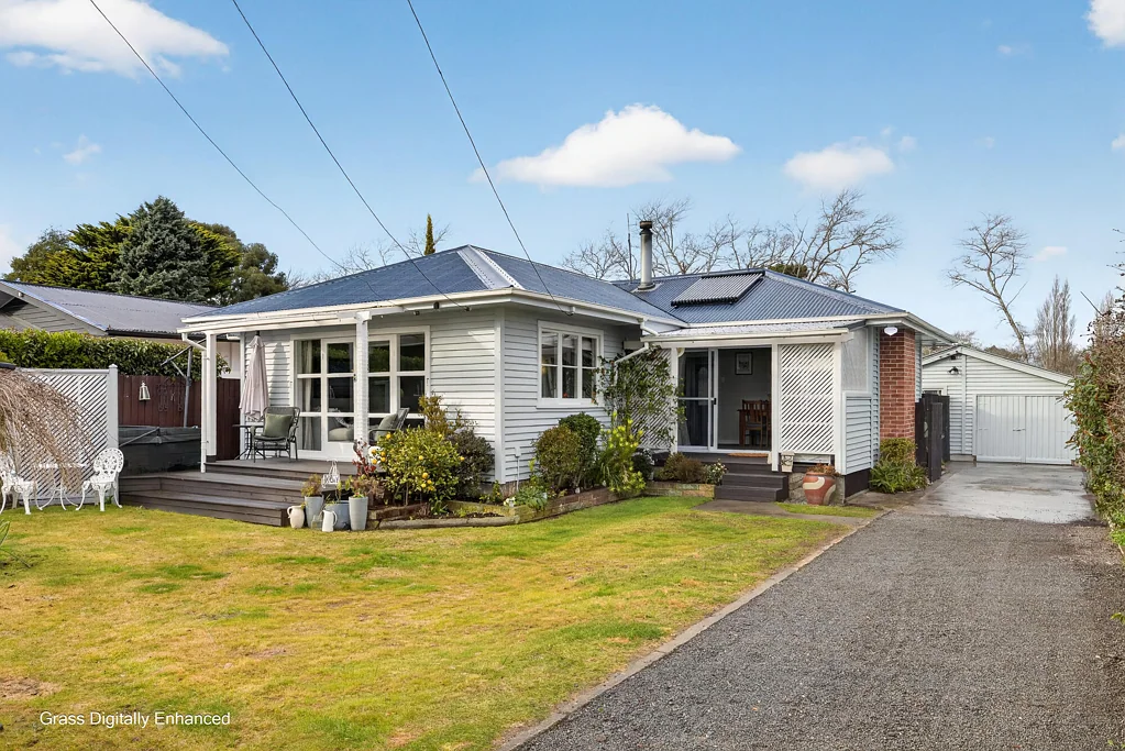 Kainga 2Moenga Room to Dream 809m2 with Seriously Good Storage!