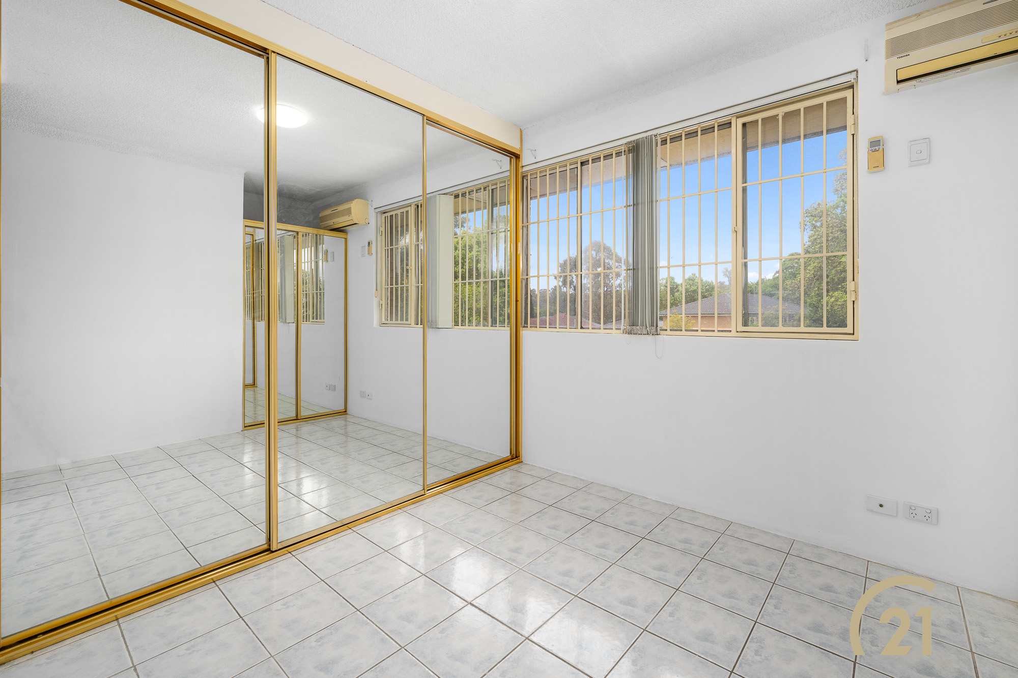 UNIT 9 2-6 WATERSIDE CR, CARRAMAR NSW 2163, 0 habitaciones, 0 baños, Townhouse