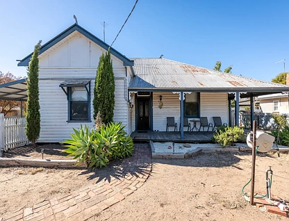 15 South Street, Minyip, VIC 3392, 3 ਕਮਰੇ, 1 ਬਾਥਰੂਮ, House