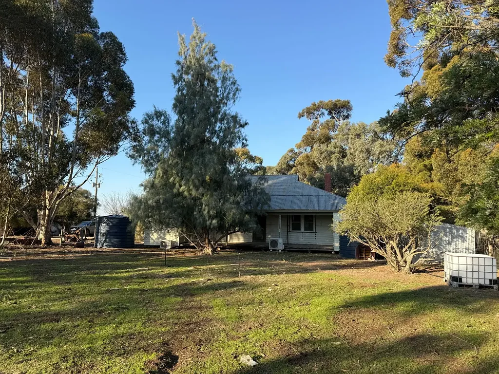 Macorna  Endless Potential on 440 Acres – Dairy or Grazing Opportunity in Macorna