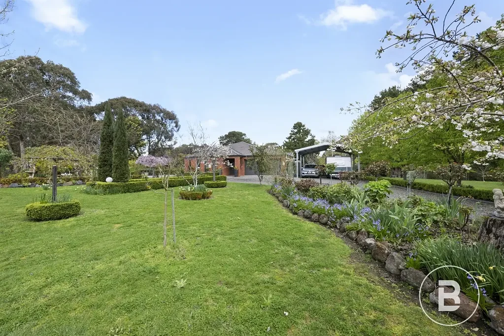 20 Clarkes Road, Enfield, VIC 3352