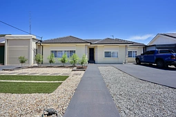 255 Nicolson Avenue, Whyalla Stuart