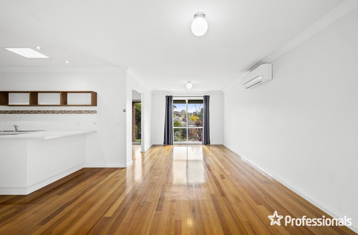 9 HIGHLAND CR, MOOROOLBARK VIC 3138, 0房, 0浴, House