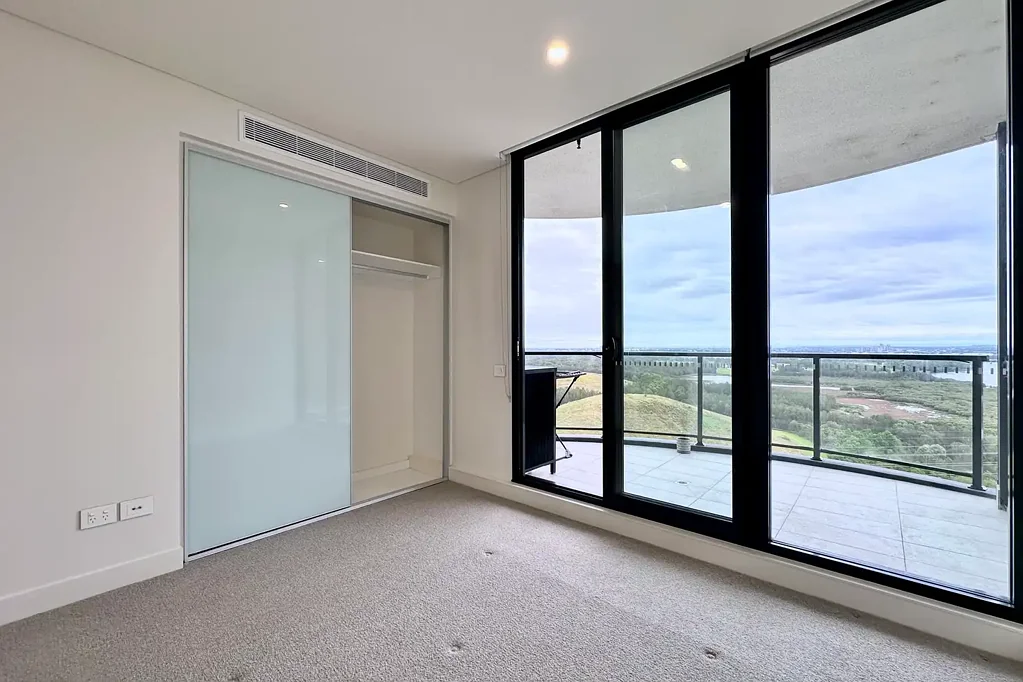 Ducted Air Conditioning & East Facing & Waterview & Japanese Style & Huge & Quiet