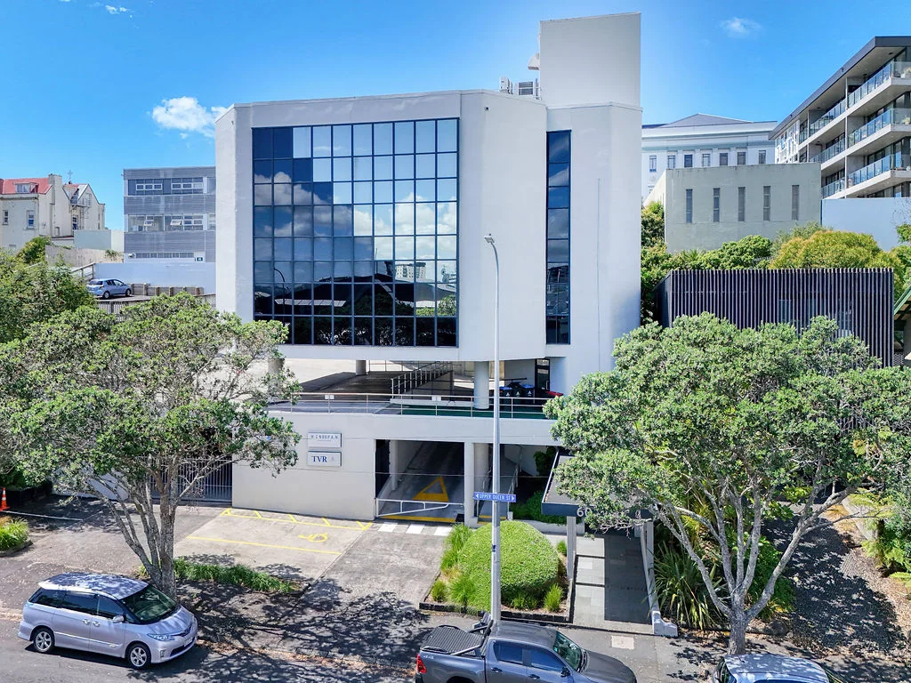Newton Well-appointed workspace in prime city fringe