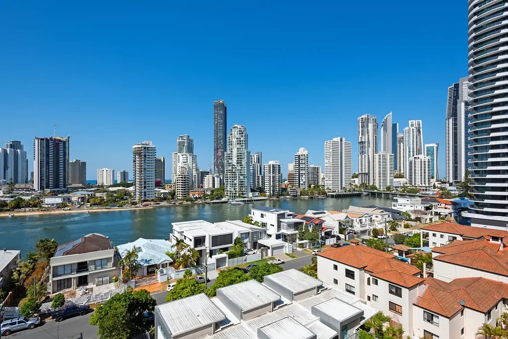 Surfers Paradise 2 Slaapkamer RESORT LIFE STYLE - MOTIVATED OWNER WANTS IT SOLD