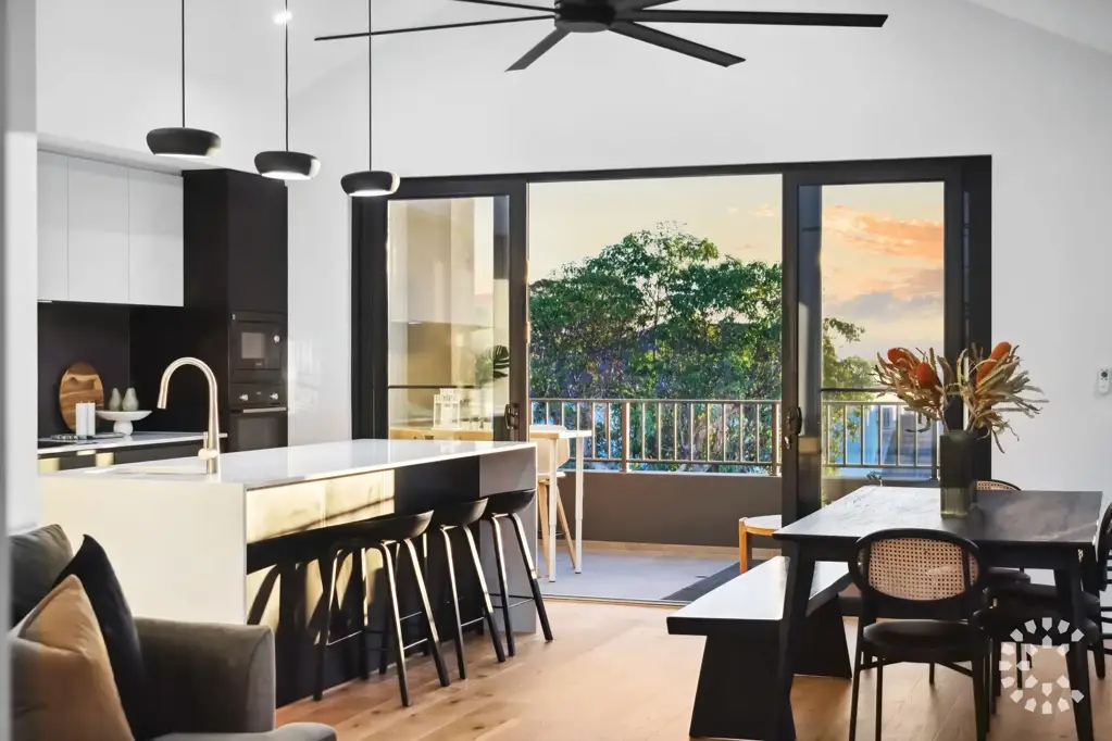 Hamilton Hill 3Kwarto Under Offer - Please Call for Details