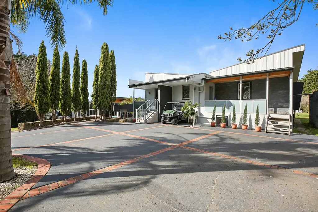Neerim East Magnificent country property - Privacy & Views