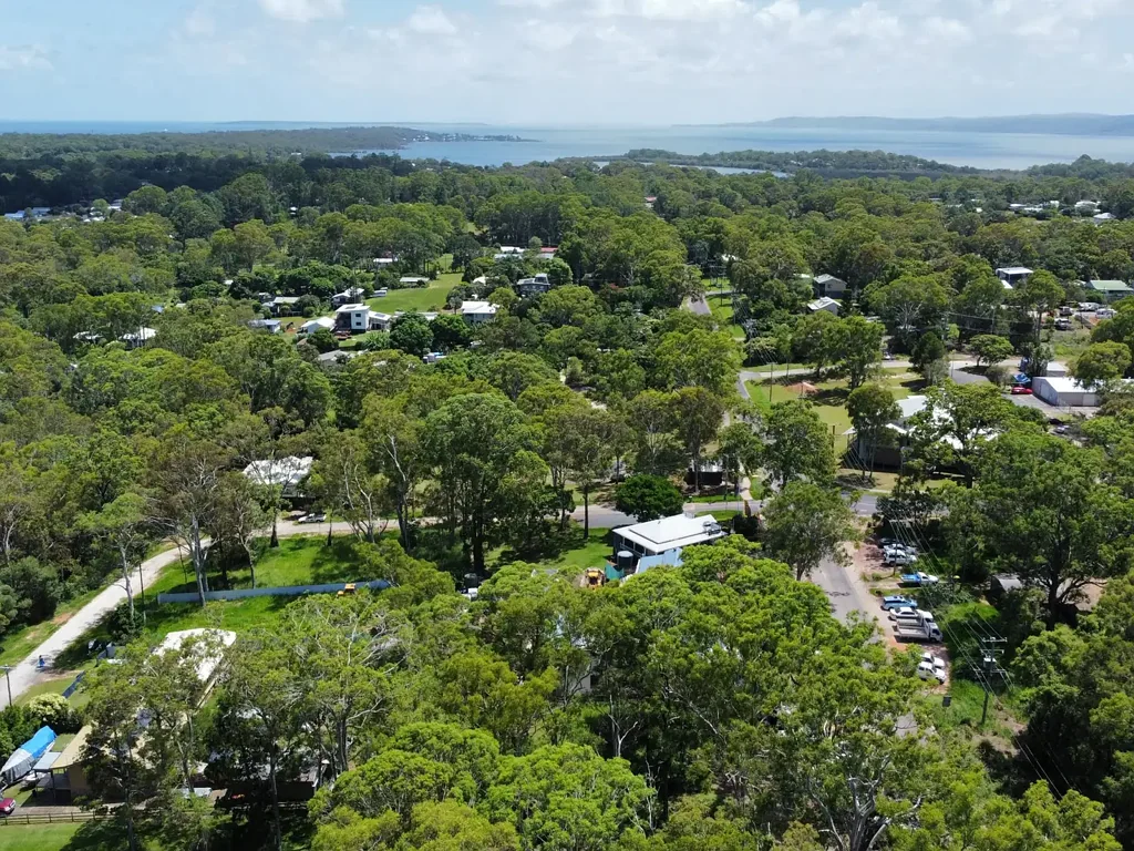 Macleay Island Prime Land Opportunity in a Highly Sought-After Locale!