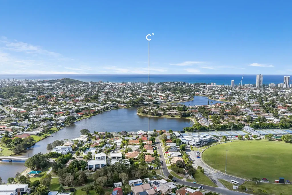 Burleigh Waters 3房  The perfect downsize, Investment or First Home - Free Standing House
