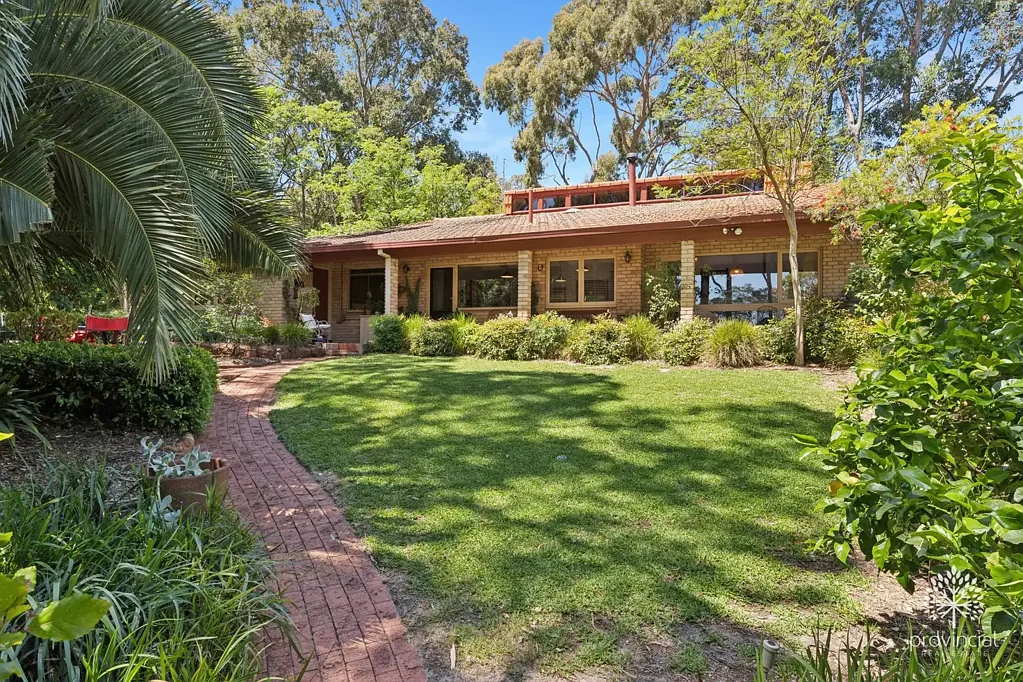 6 Tindale Road, Lesmurdie, WA 6076