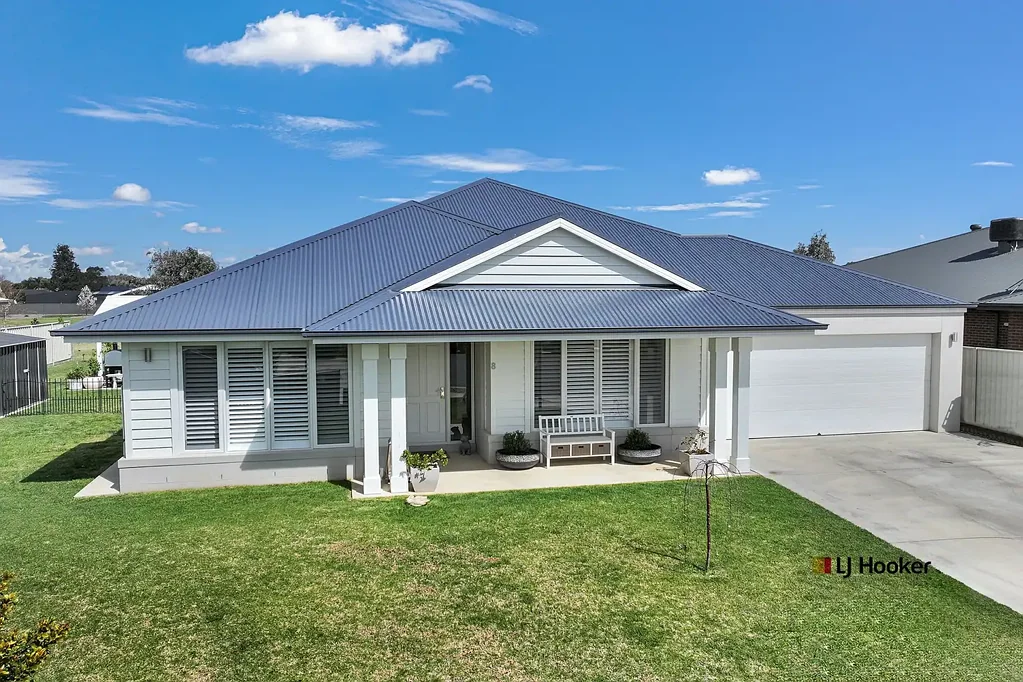Moama 4 Slaapkamer Effortless Elegance in a Sought-After Estate — Hamptons-Inspired Living at