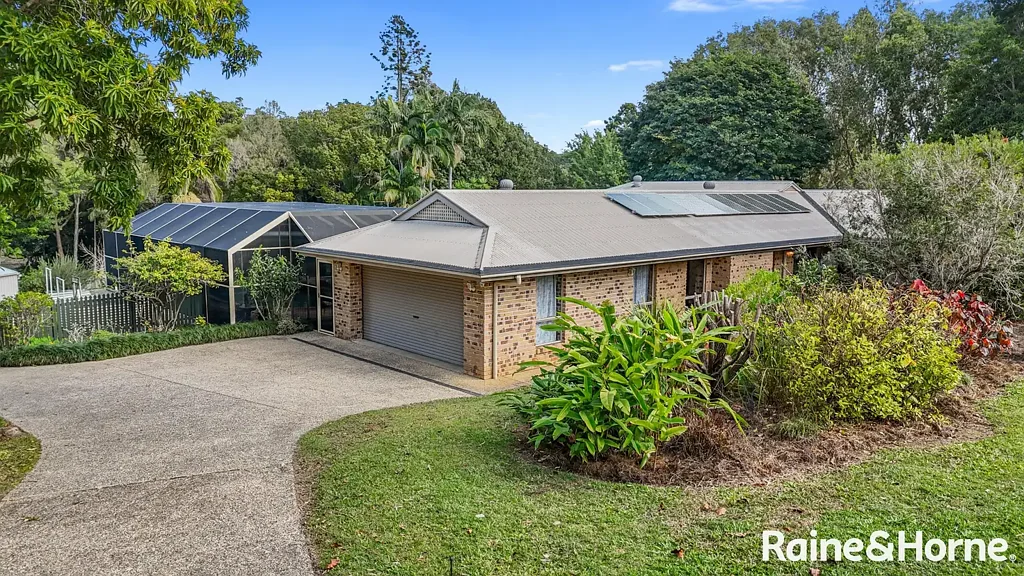 Cooroy 4ห้องนอน Lifestyle Acreage Just Minutes from Town