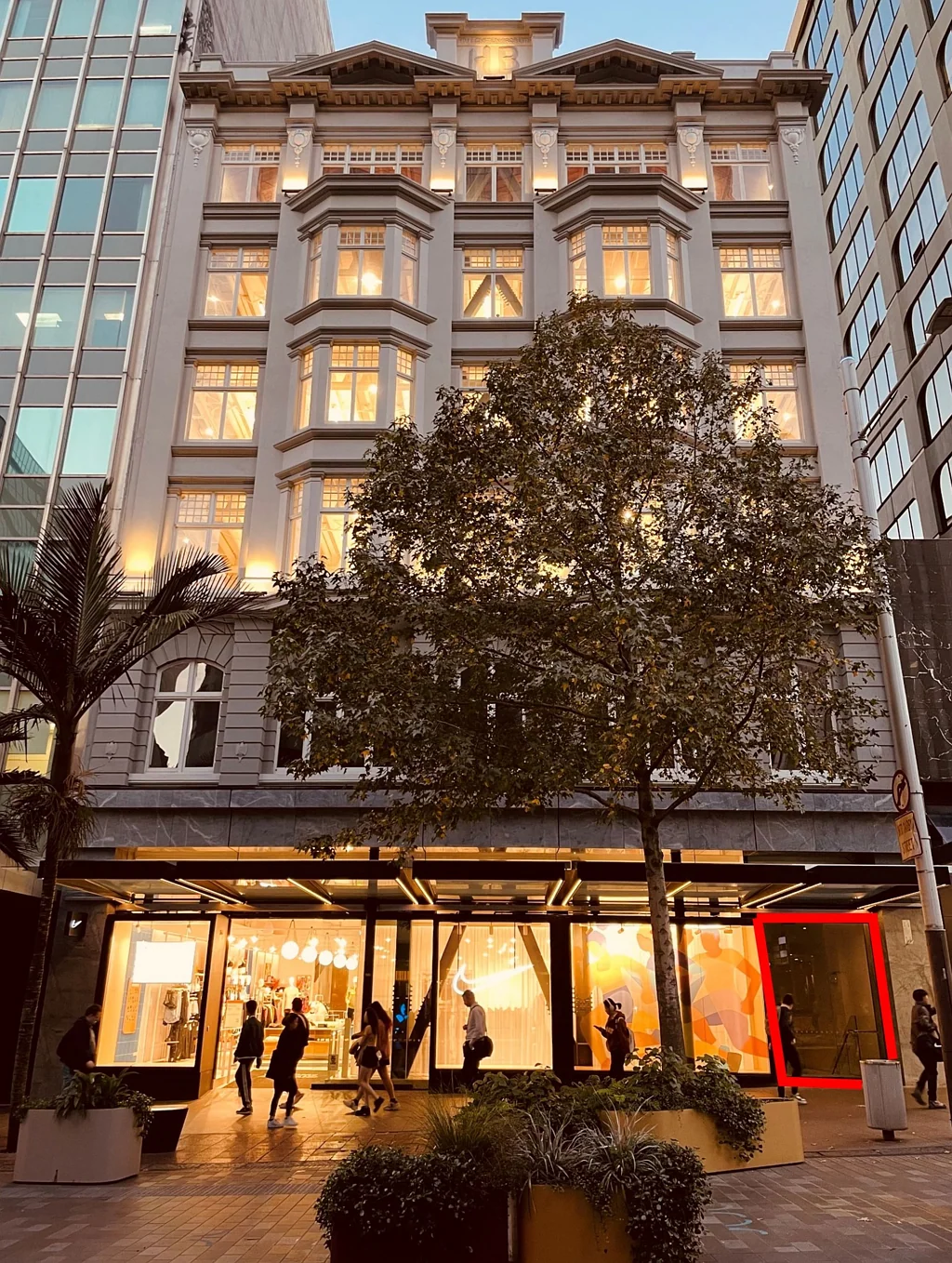 Auckland Central Basement Retail on Queen St
