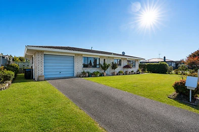 Te Awamutu 2chambre Invest In Your Future! Bank Street is Calling.