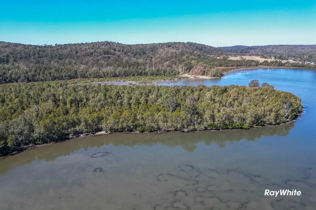 Moruya  Create your own oasis or an environmental retreat, very rare opportunity, waterfront on Malabar Creek...