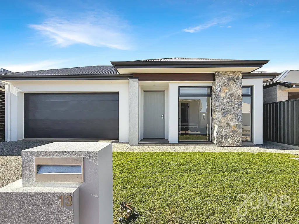 Architecturally Designed 4-Bedroom Home on large 438sqm Block – Brand New