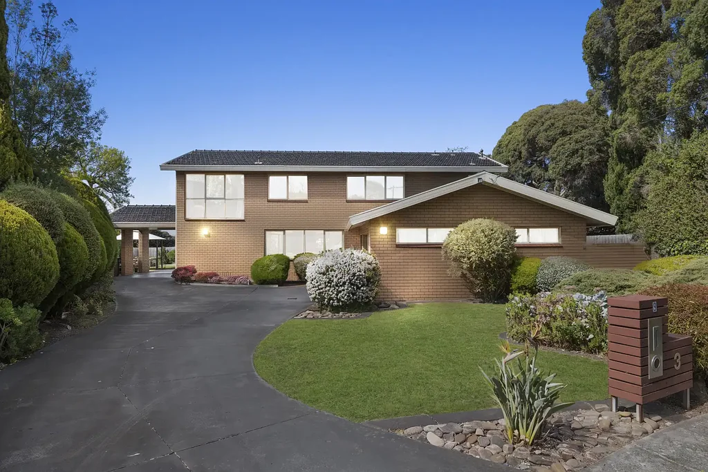 Mount Waverley 5Phòng ngủ Family Brilliance with a Blue-Chip Address