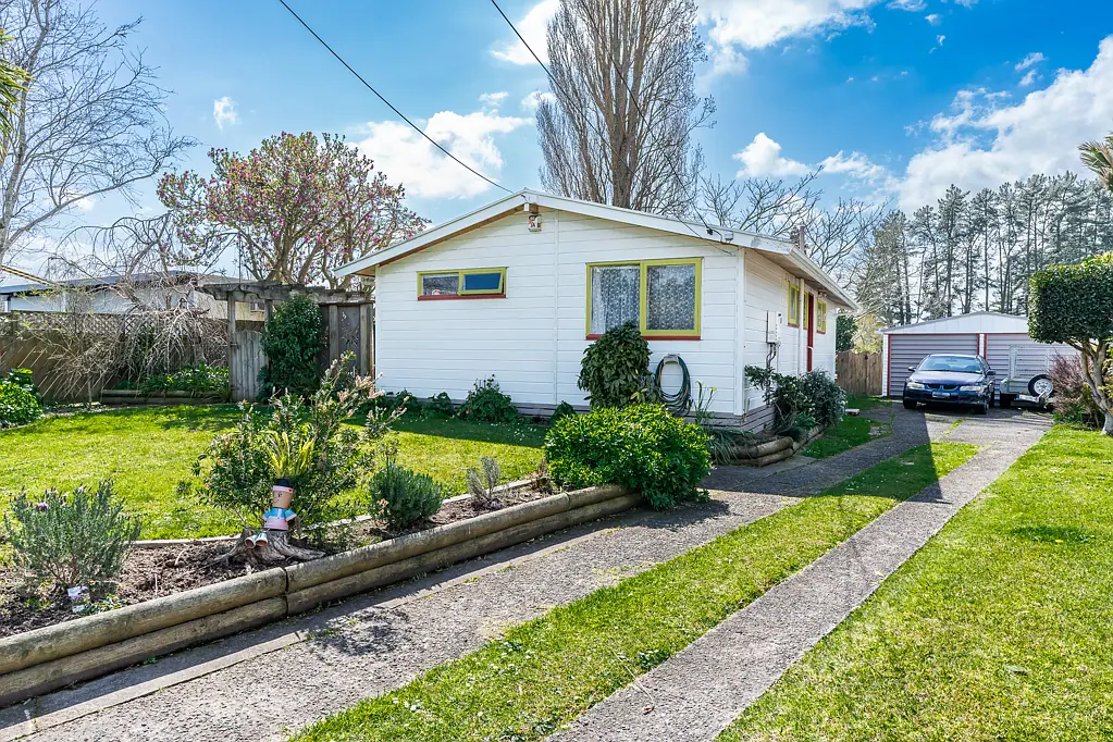 17 Anthony Crescent, Bader, Hamilton, Waikato