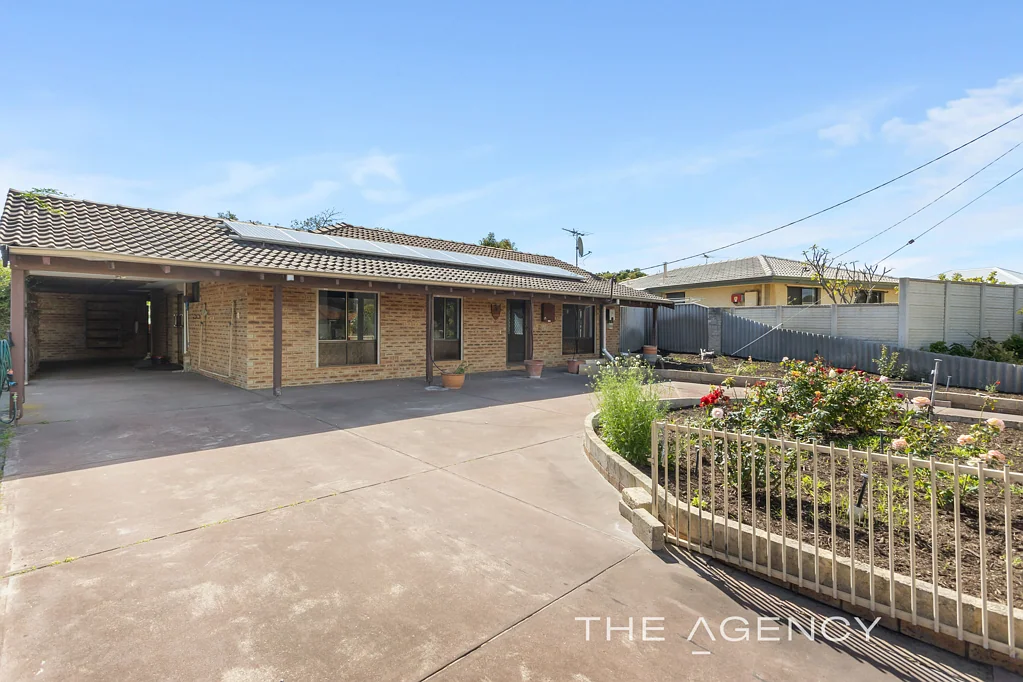 11 St Clair Street, Yanchep, WA 6035
