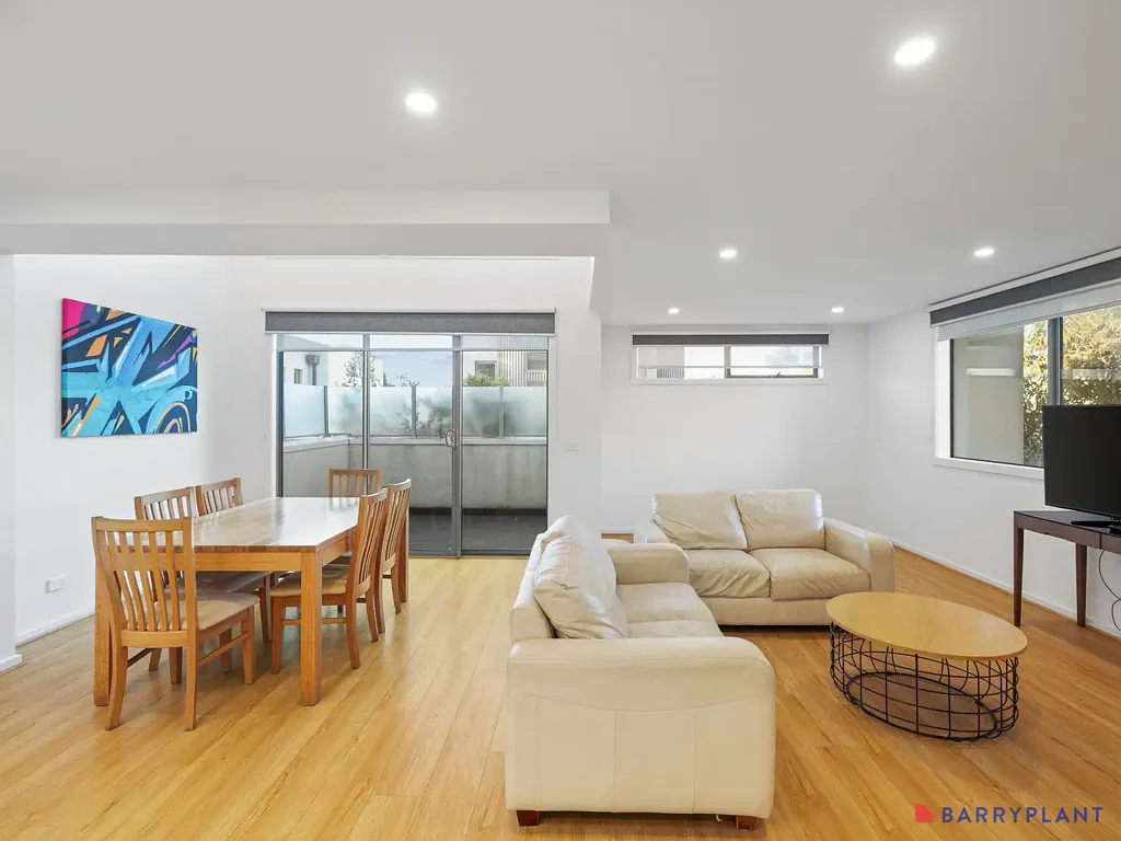 Cowes 3 Bedroom Investors Get on board to Ready Set Buy!