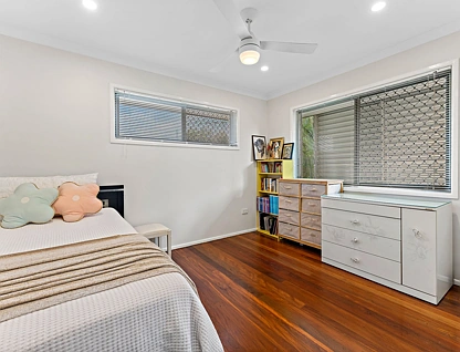 14 Nevern Street, Macgregor, QLD 4109, 3房, 3浴, 独立屋