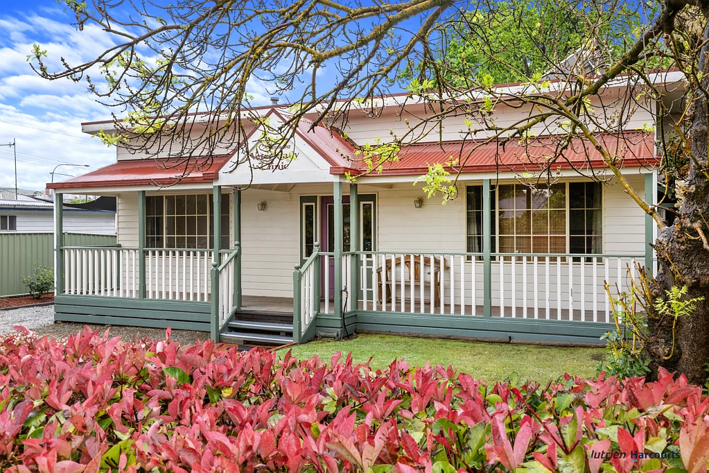 49 Bayley Street, Alexandra, VIC 3714